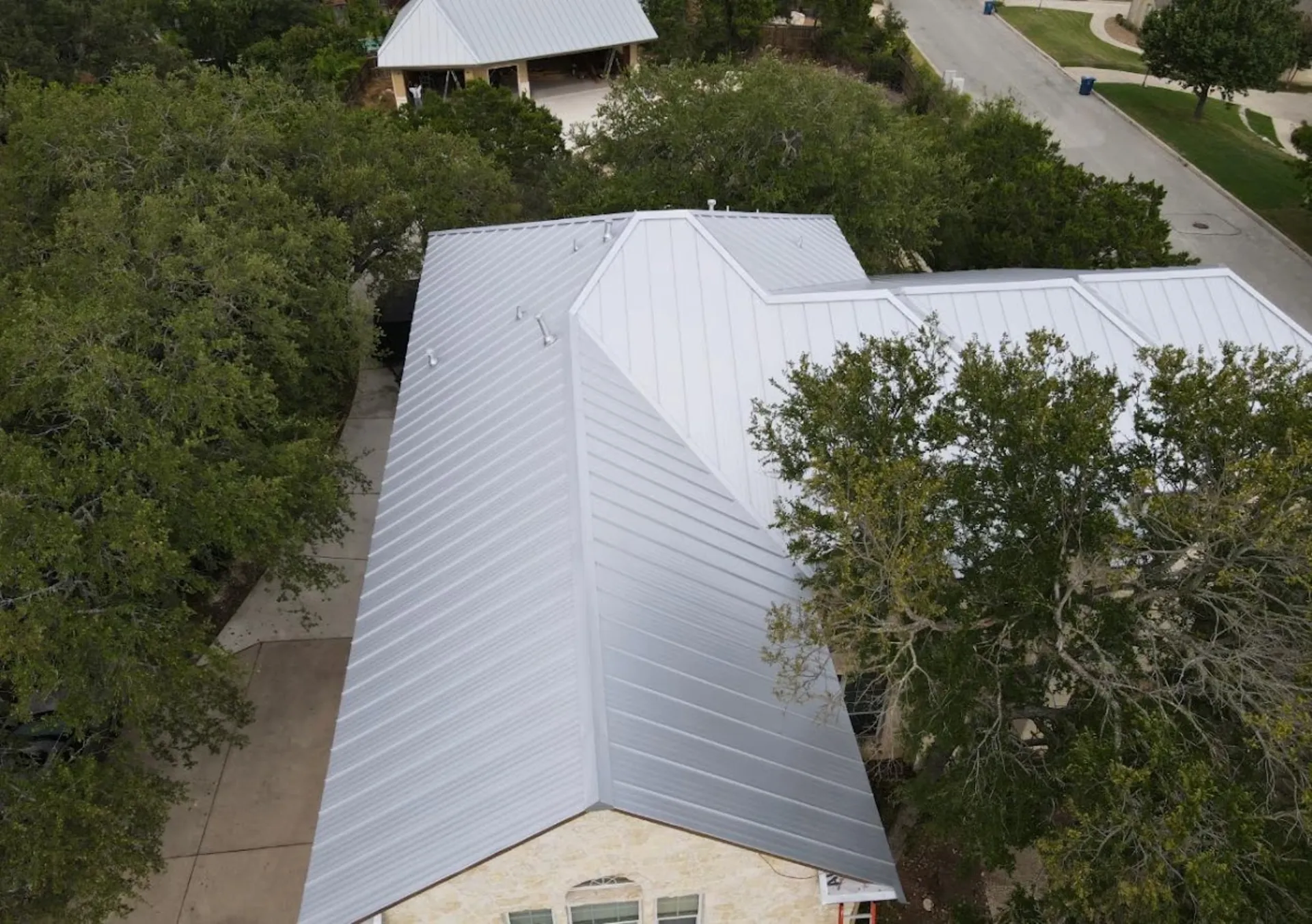Metal Roof Coating in Springfield, TN